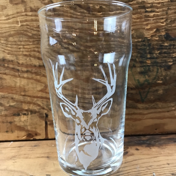 20oz. Custom Pub Glass // Deer Head